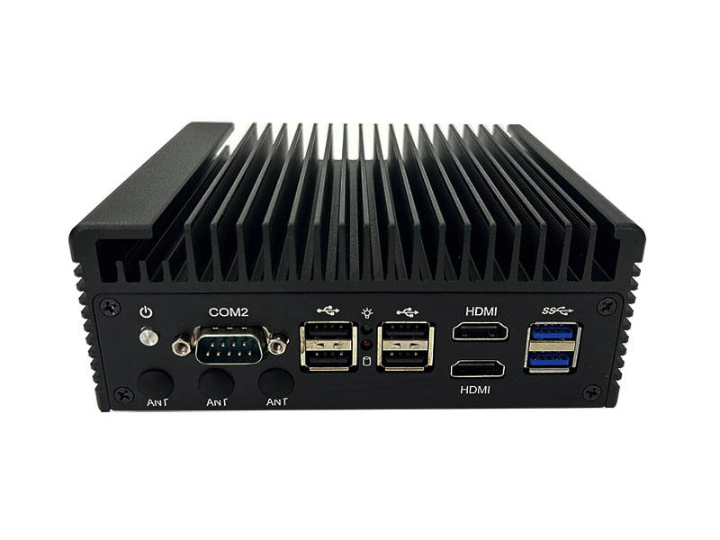 Box PC with 4 Intel i226 LAN